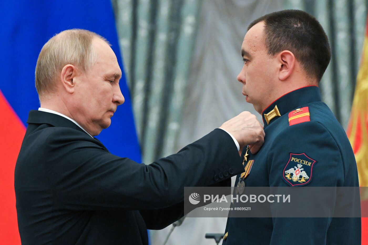 Президент Владимир Путин вручил высшие государственные награды РФ