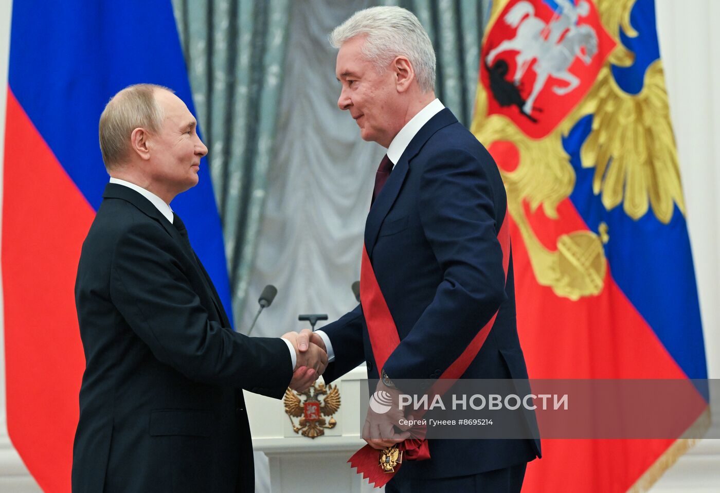 Президент Владимир Путин вручил высшие государственные награды РФ