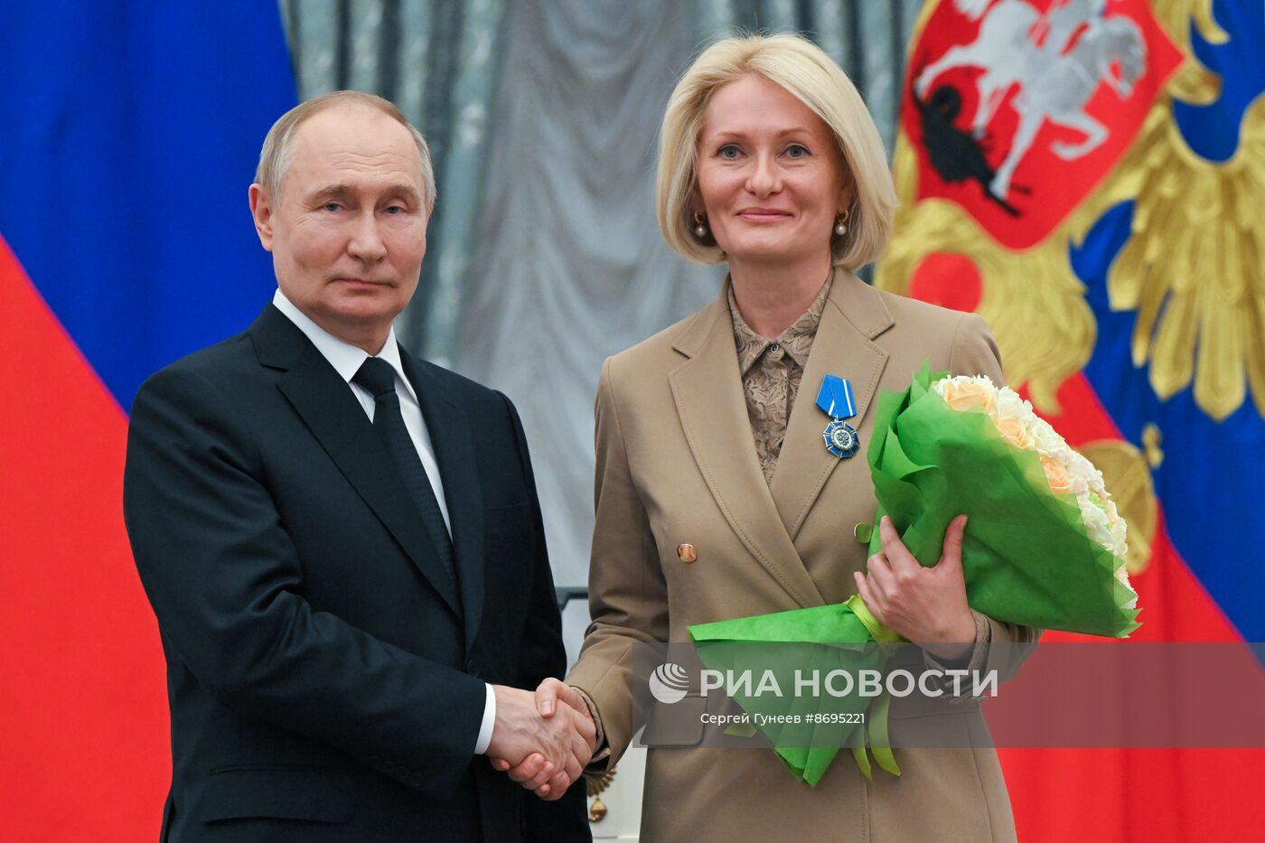 Президент Владимир Путин вручил высшие государственные награды РФ