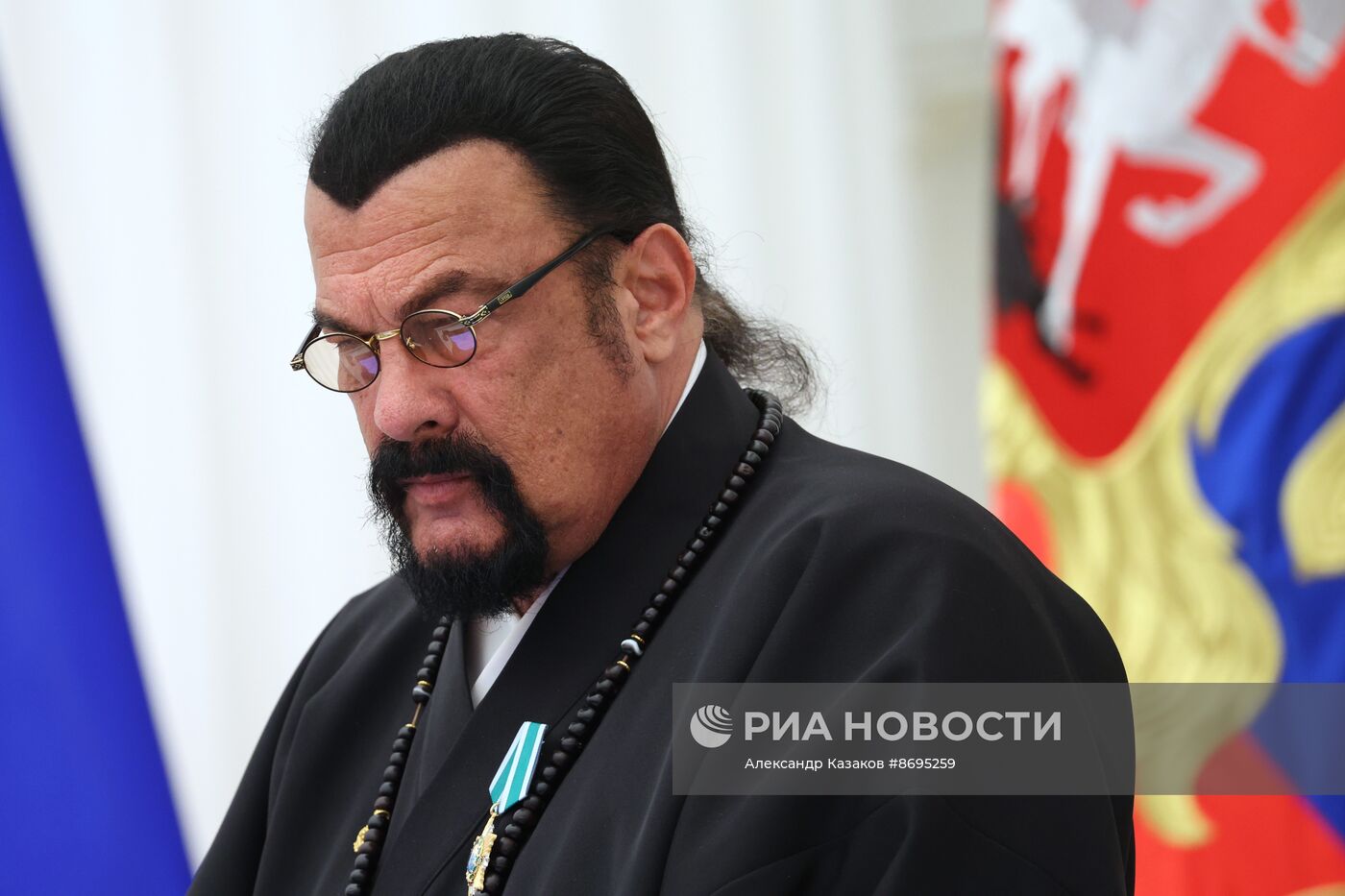 Президент Владимир Путин вручил высшие государственные награды РФ