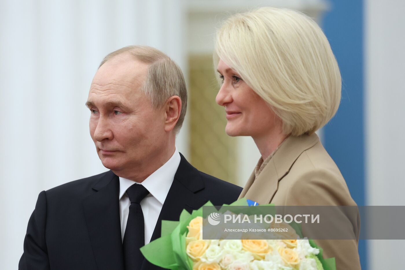 Президент Владимир Путин вручил высшие государственные награды РФ