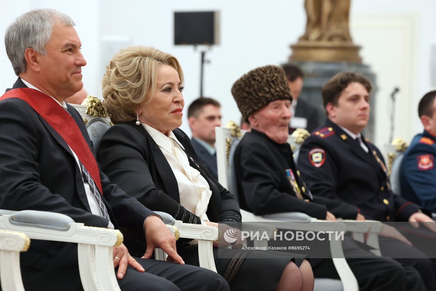 Президент Владимир Путин вручил высшие государственные награды РФ