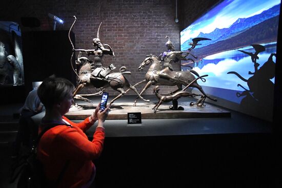 Выставка "Сны Сибири" во Владивостоке