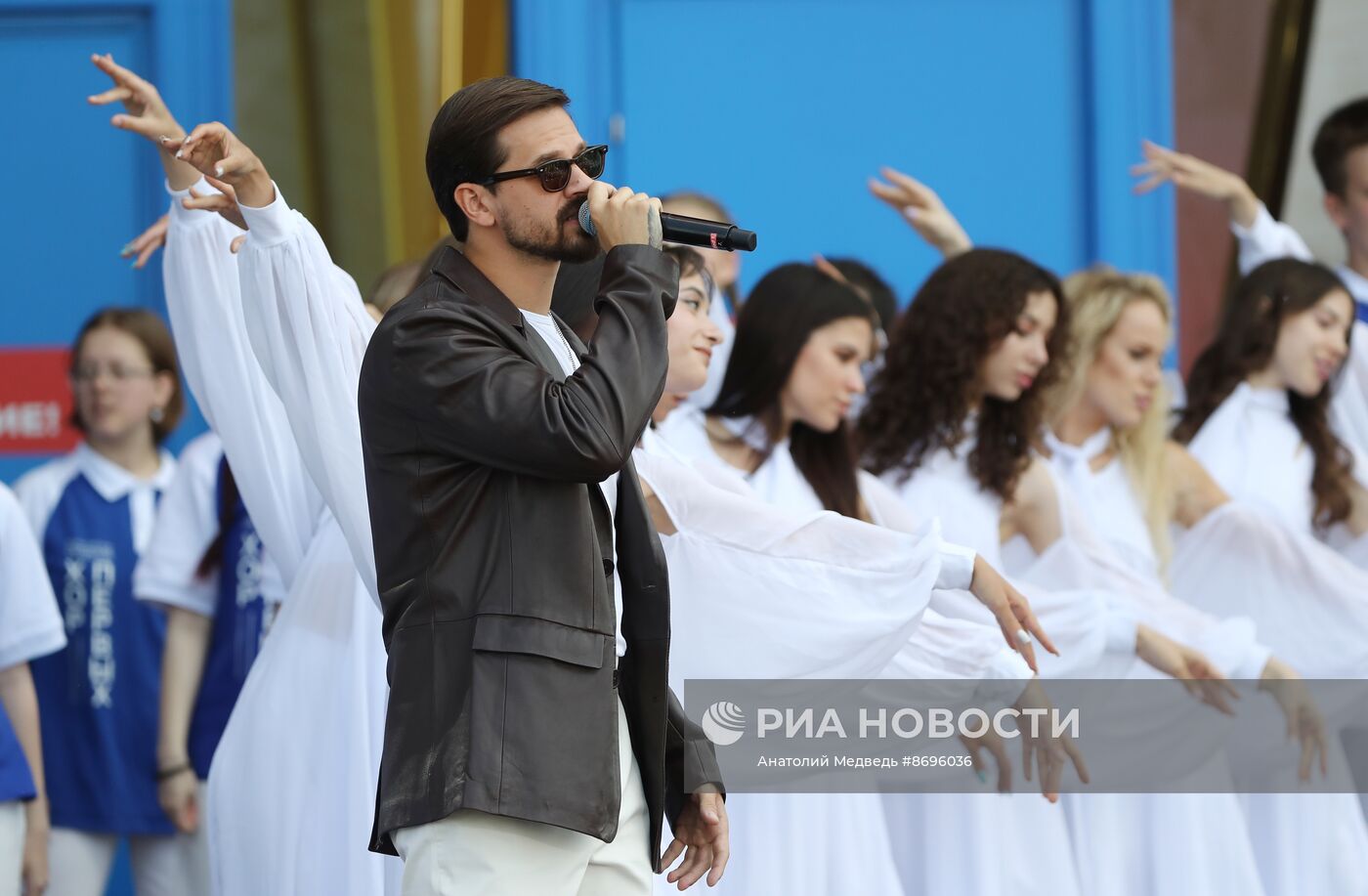 Выставка "Россия". Церемония открытия Международного фестиваля детства и юности "Фестиваль Движения Первых"