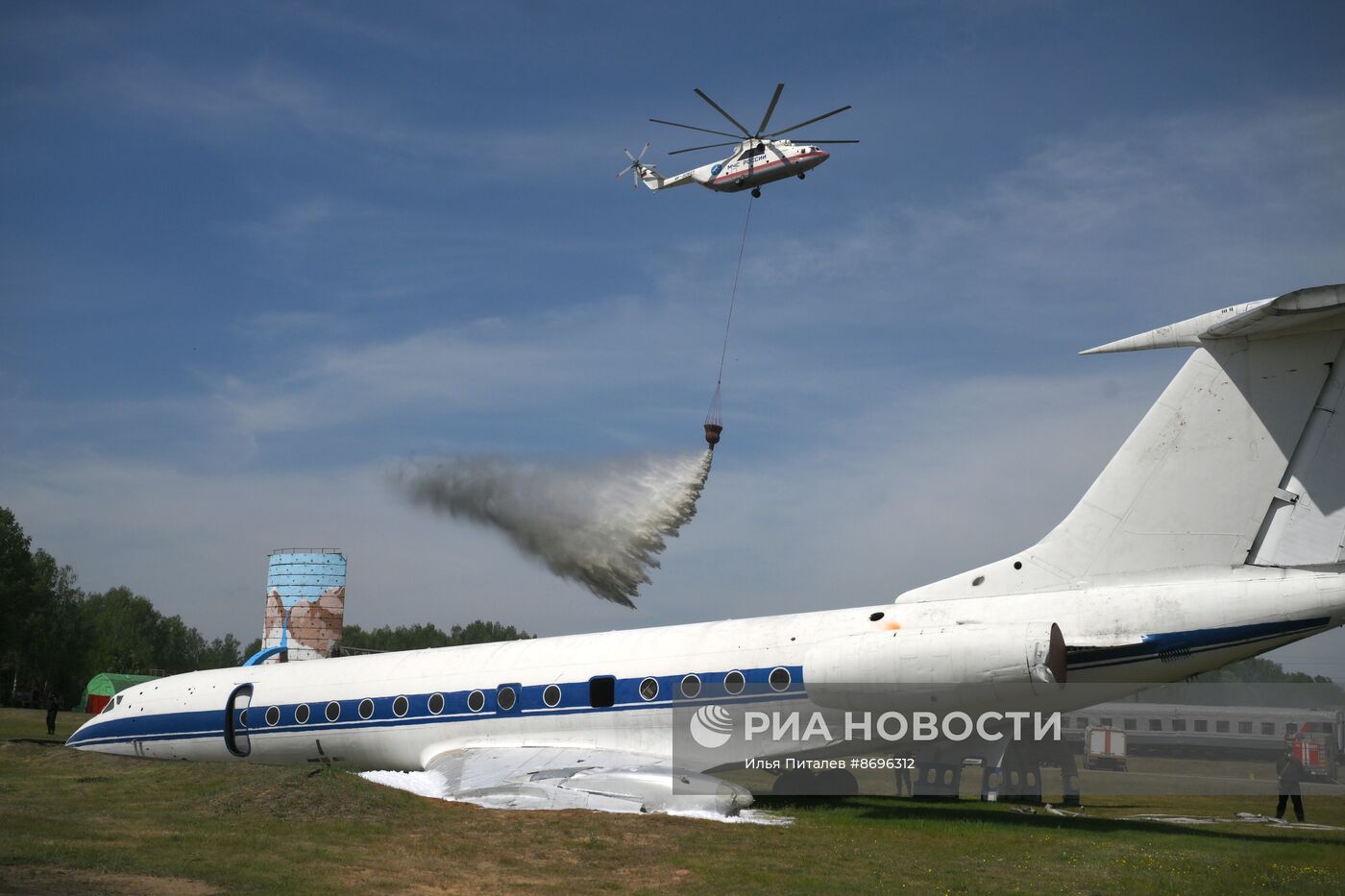 Учения МЧС России на территории Ногинского спасательного центра