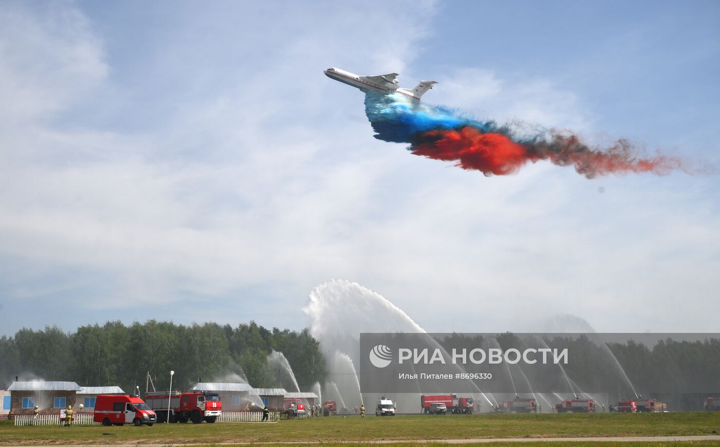 Учения МЧС России на территории Ногинского спасательного центра