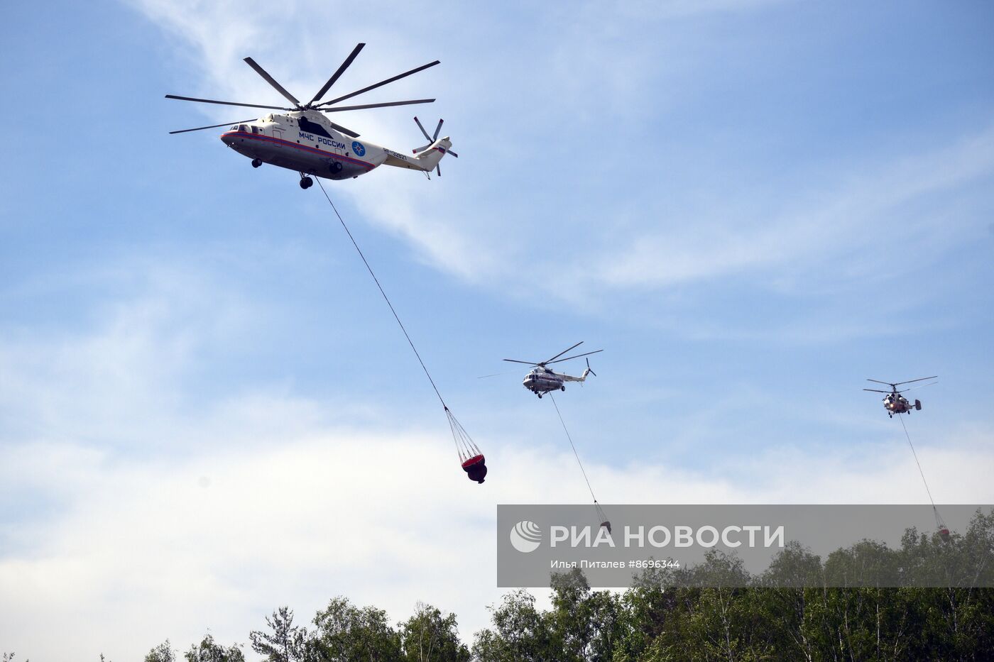 Учения МЧС России на территории Ногинского спасательного центра