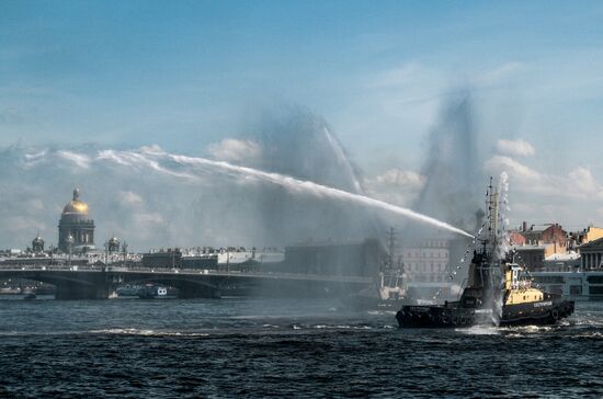 Фестиваль ледоколов в Санкт-Петербурге