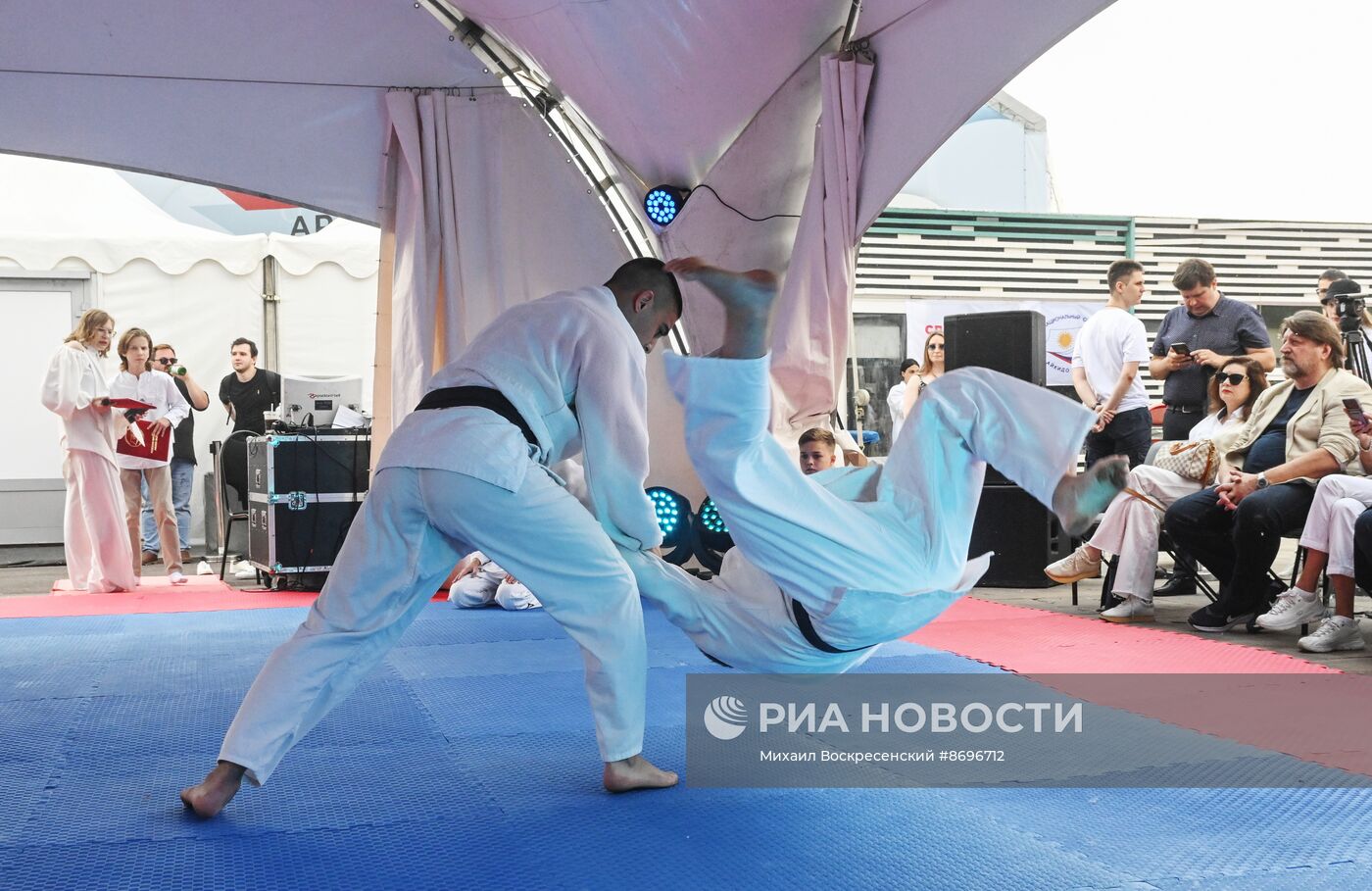 Выставка "Россия". Торжественная церемония открытия Московского фестиваля единоборств