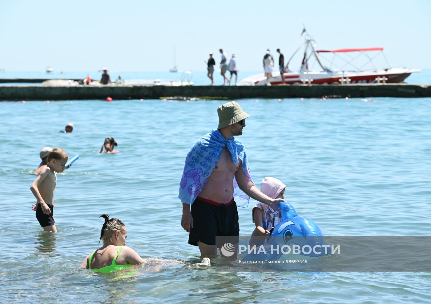 Старт пляжного сезона в Сочи