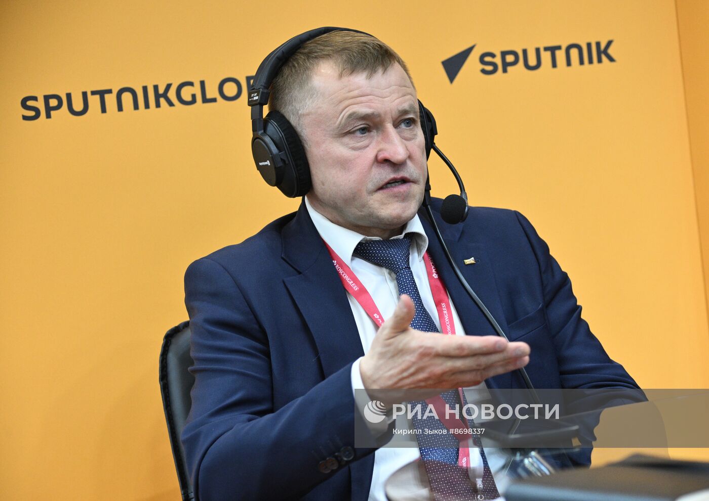 ПМЭФ-2024. Студия радио Sputnik