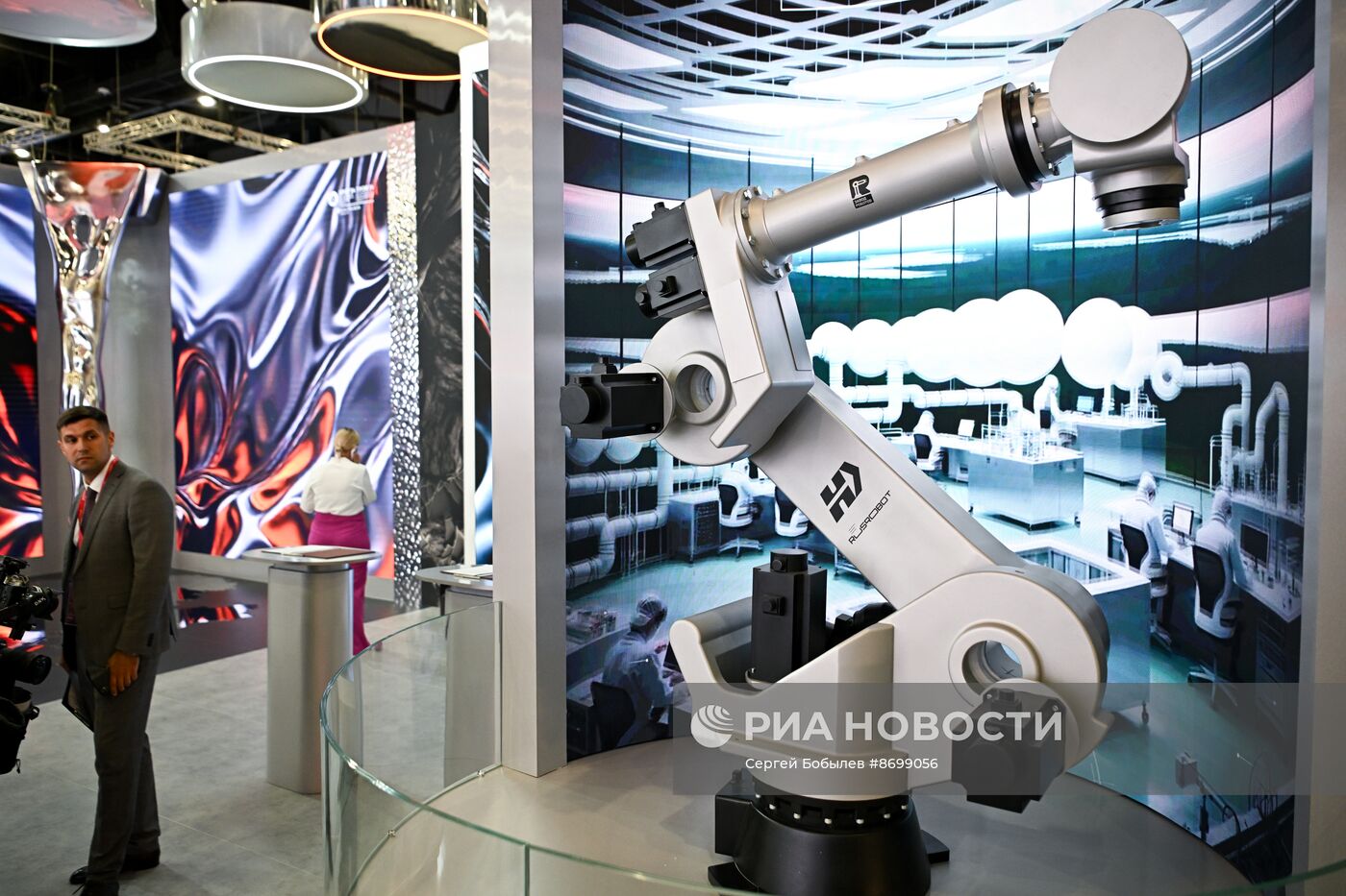 Работа ПМЭФ-2024