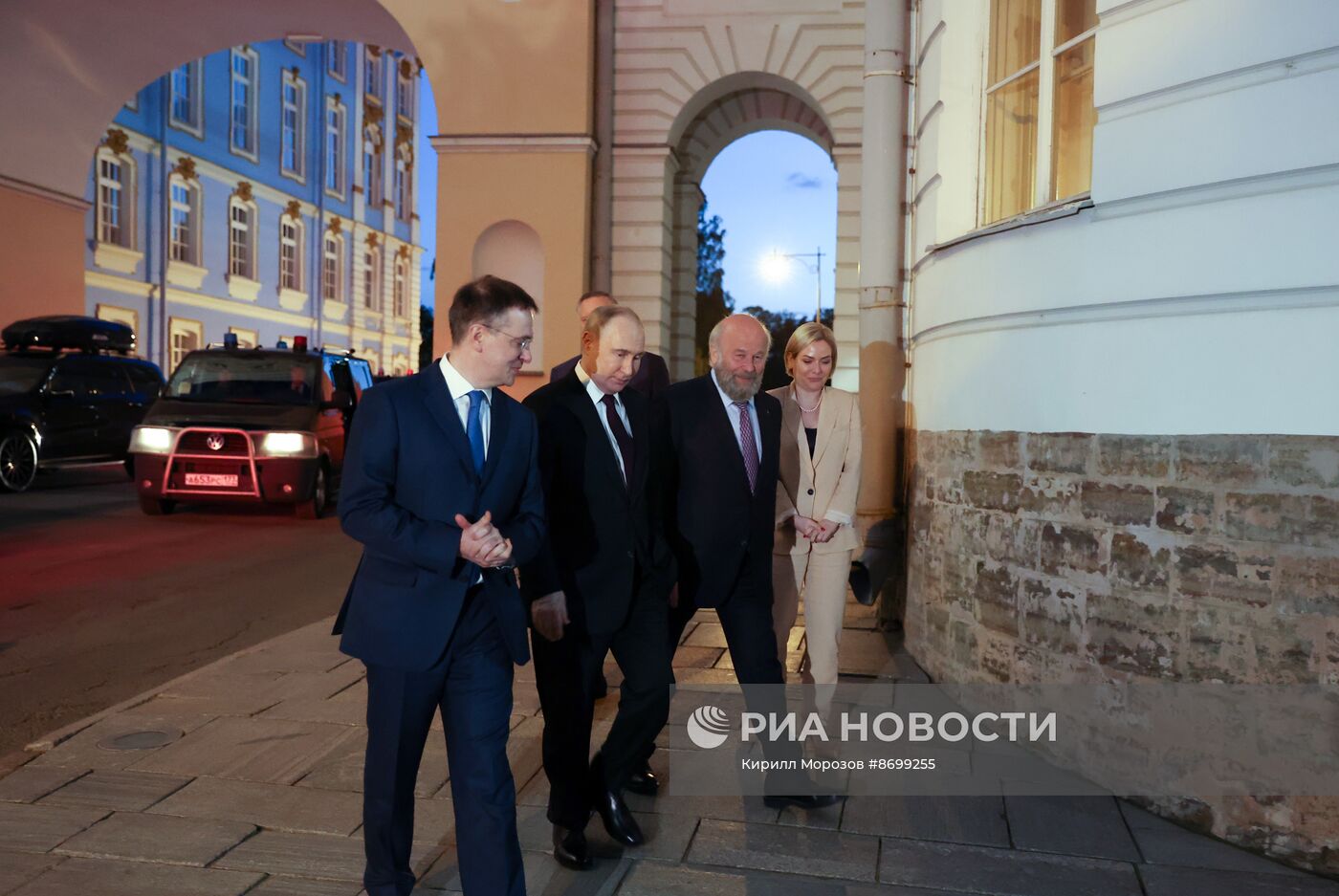 Рабочая поездка президента Владимира Путина в Санкт-Петербург