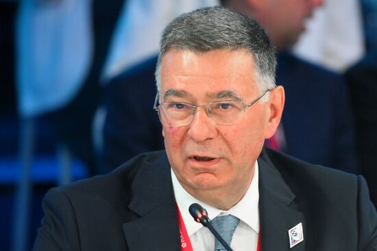 ПМЭФ-2024. Большое Евразийское партнерство как новый полюс роста: потенциал и перспективы