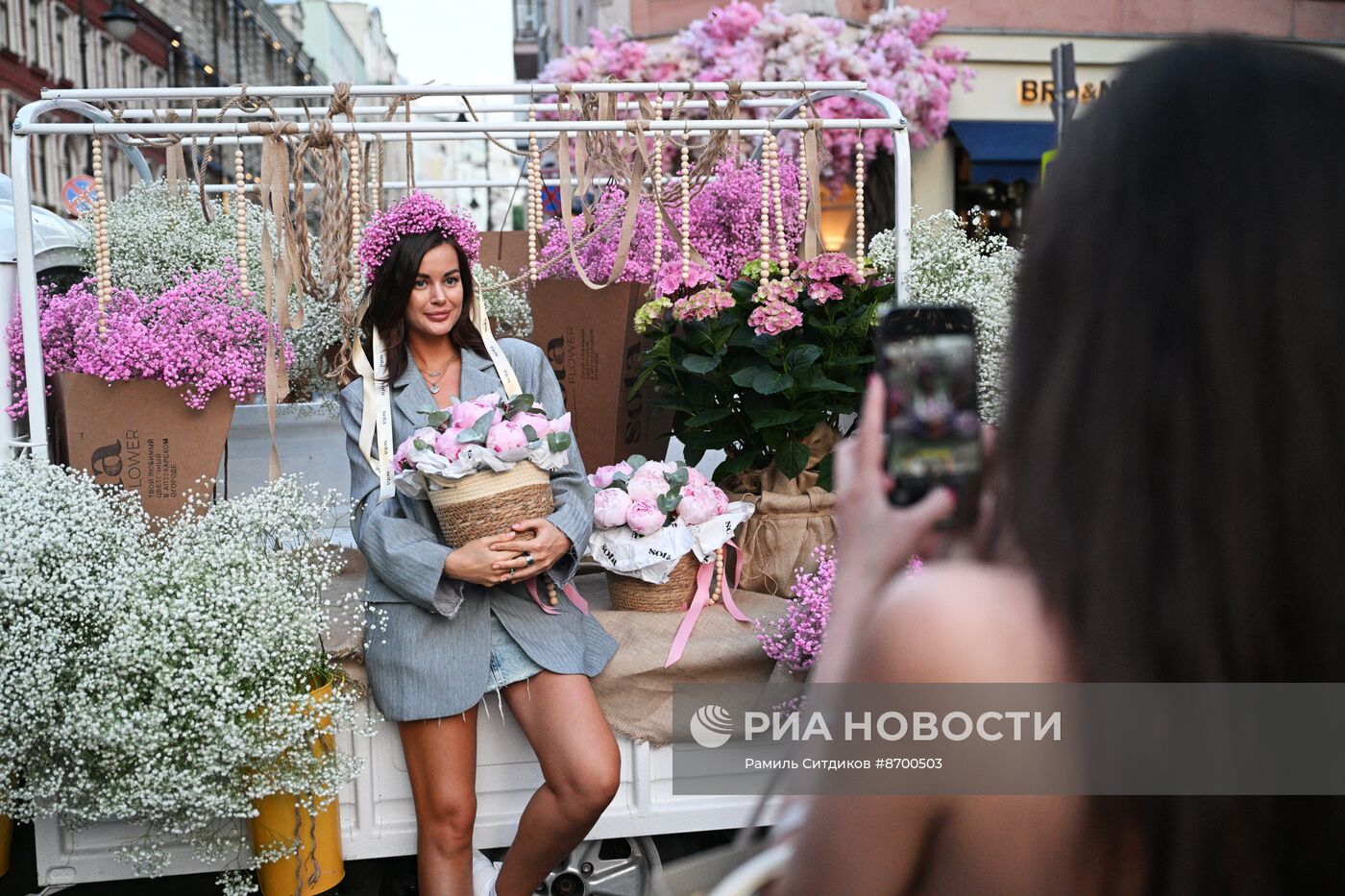 Модный показ на Патриарших прудах