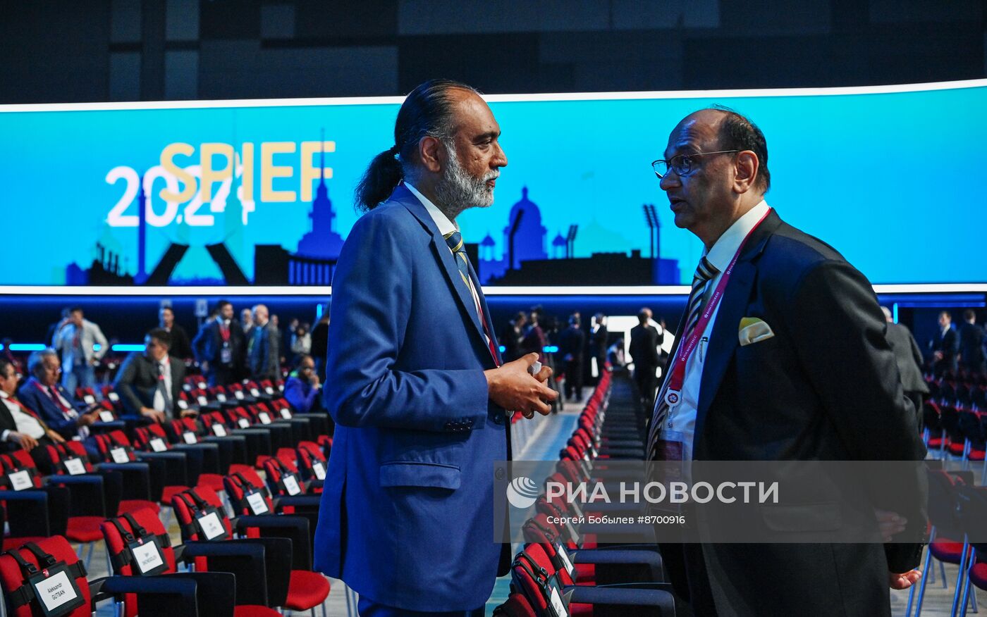 ПМЭФ-2024. Сбор гостей перед пленарным заседанием