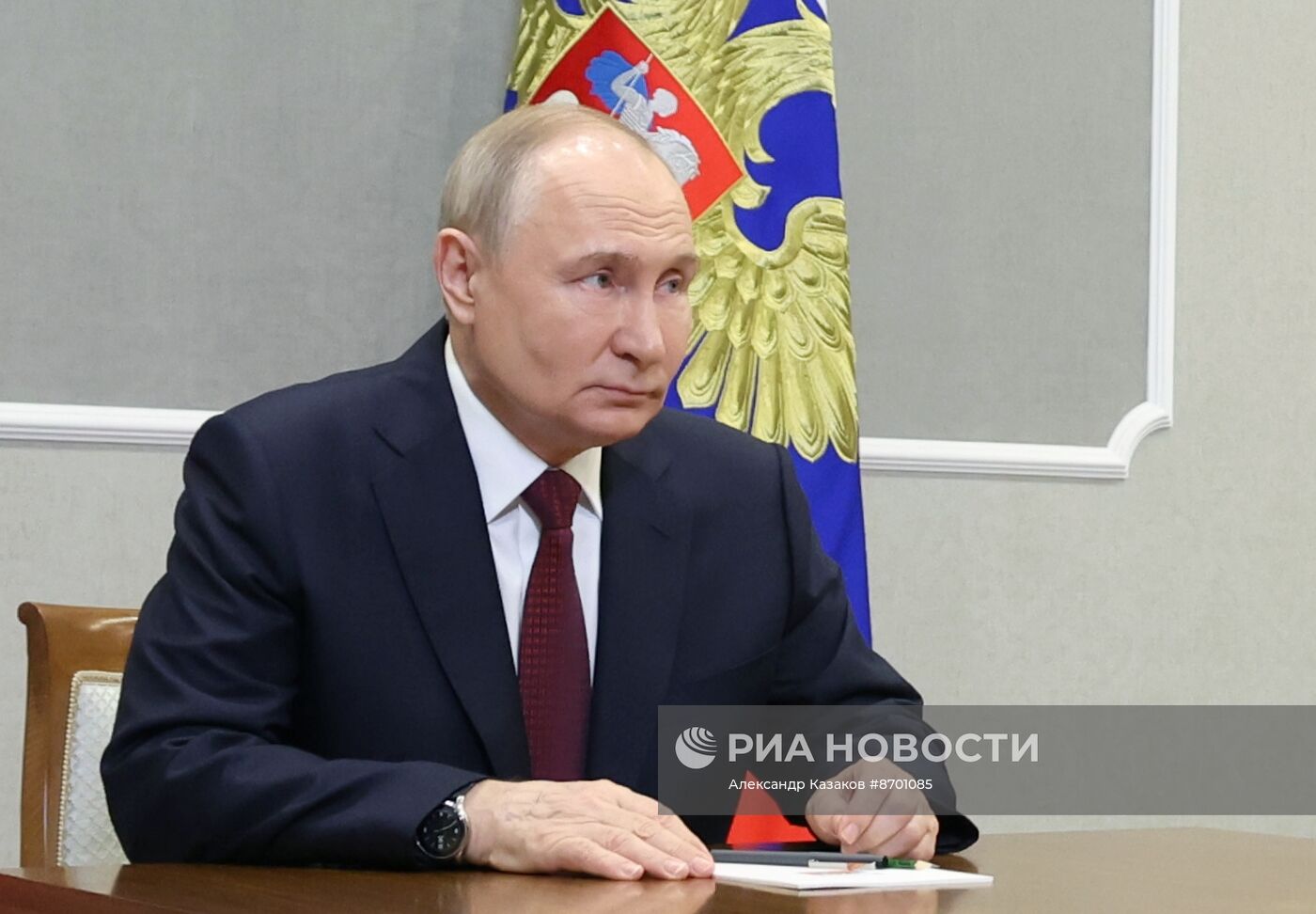  Президент Владимир Путин провел рабочую встречу с губернатором Санкт-Петербурга Александром Бегловым