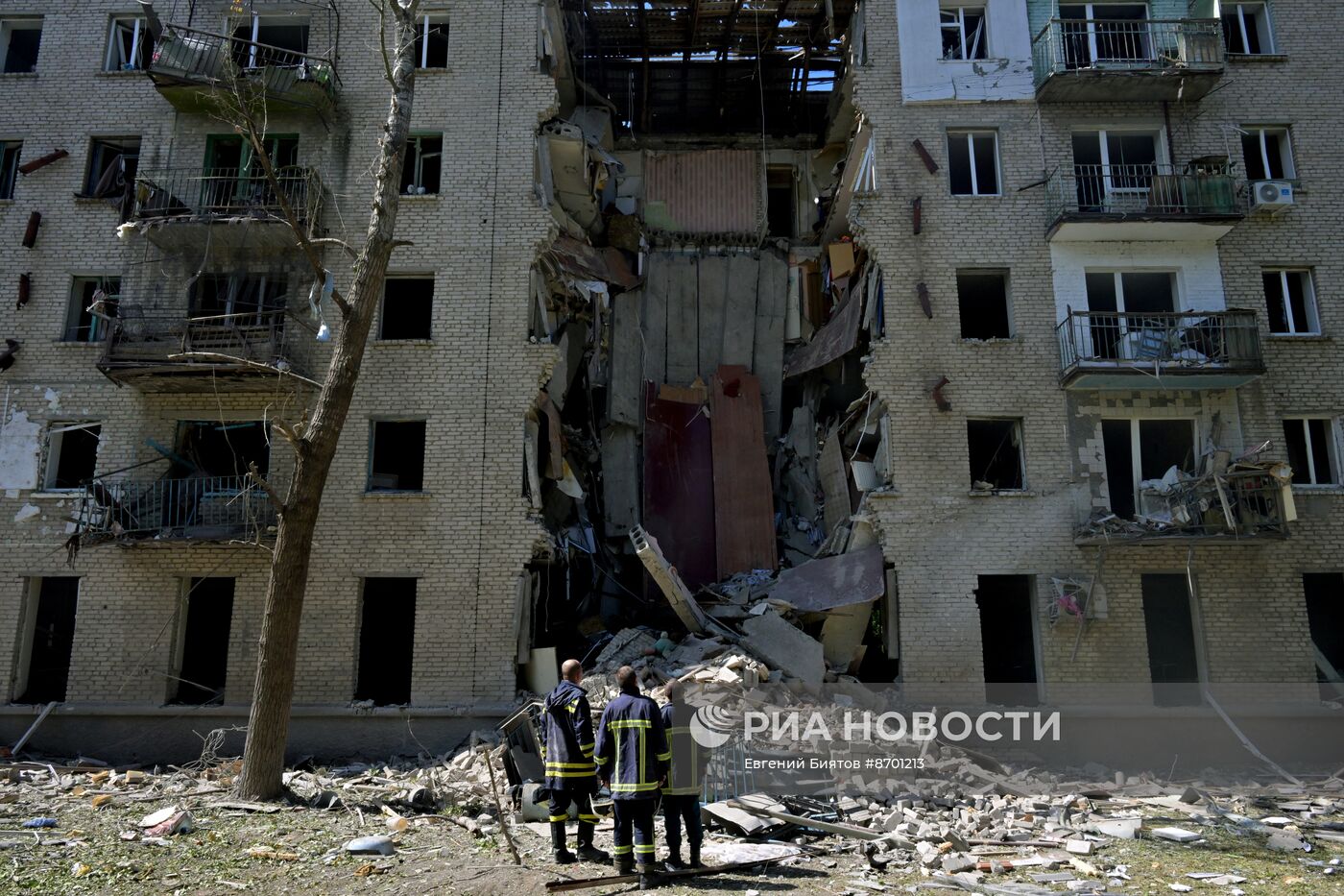 Последствия обстрела Луганска со стороны ВСУ