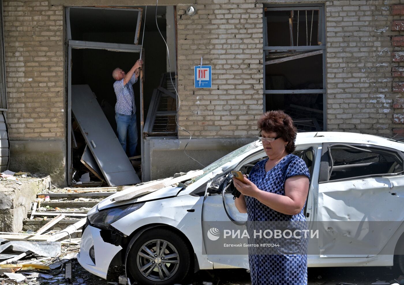 Последствия обстрела Луганска со стороны ВСУ