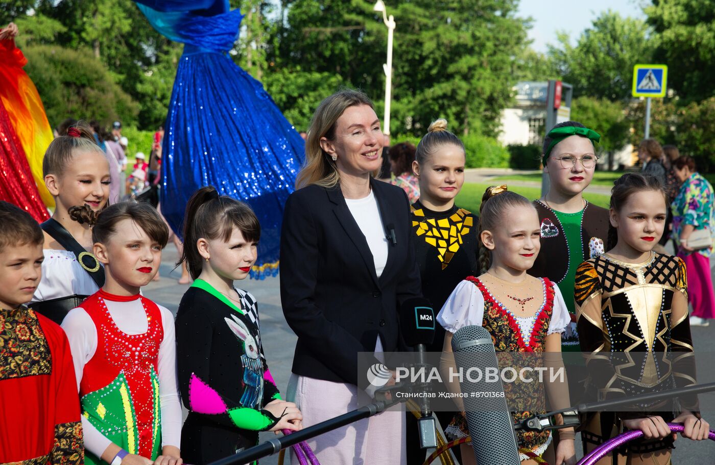 Выставка "Россия". Цирковое шествие