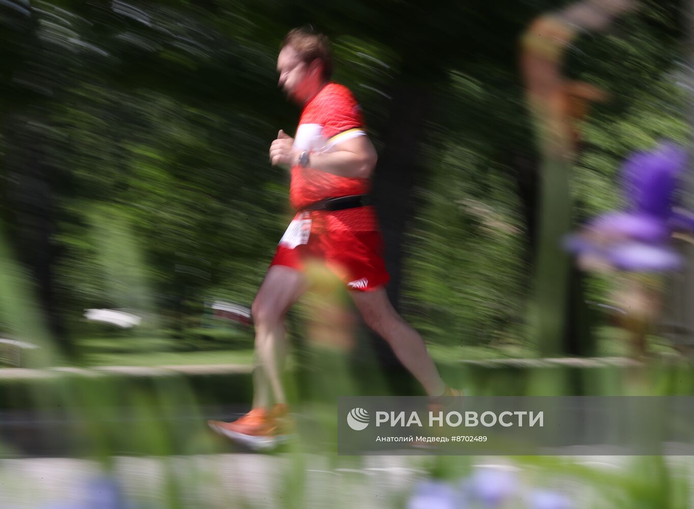 Выставка "Россия". Первый национальный спортивный забег в рамках национального праздника "Гербер"