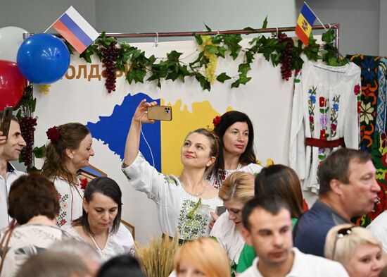 Съезд оппозиционного молдавского блока "Победа"