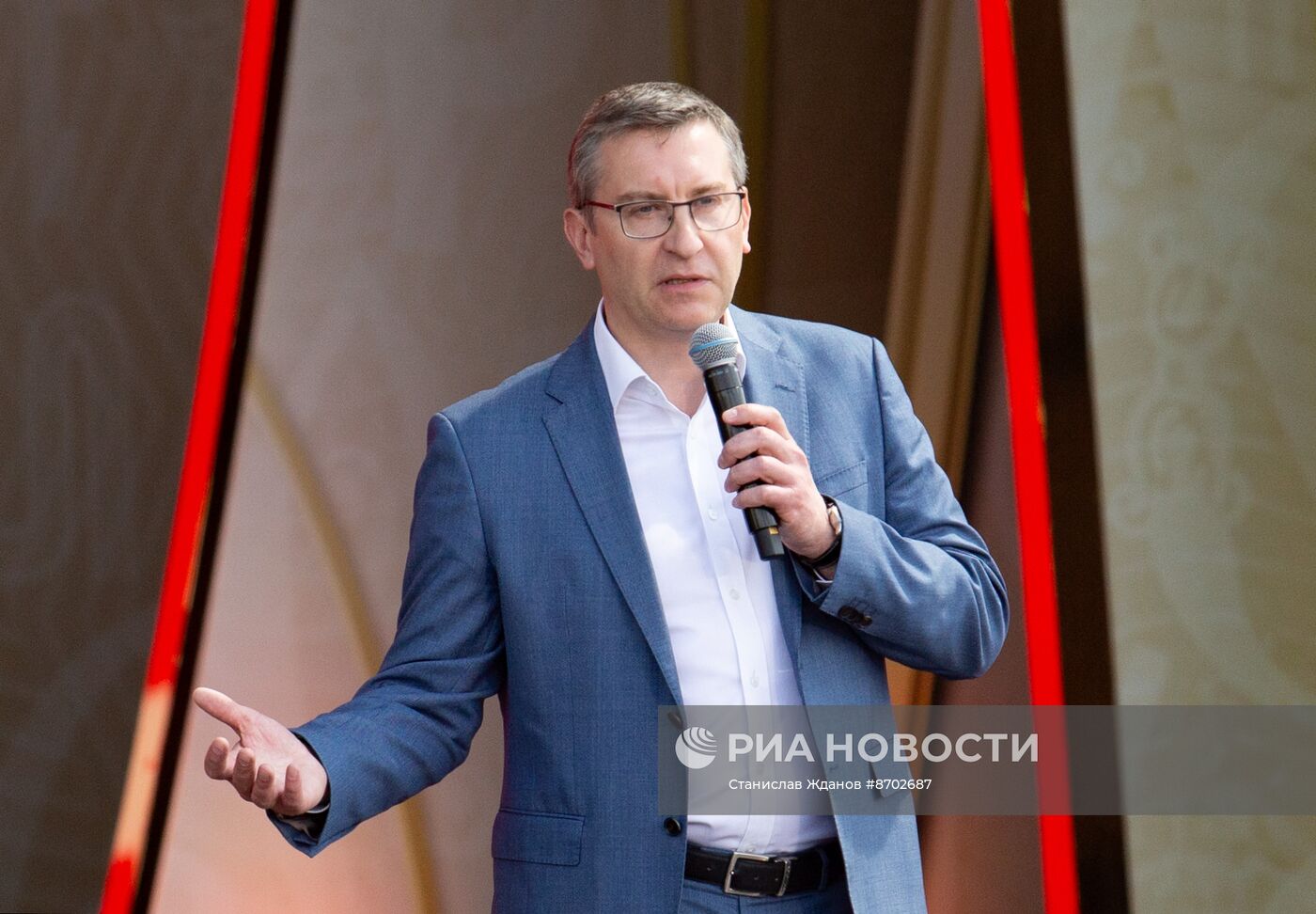 Выставка "Россия". Национальный праздник "Гербер"