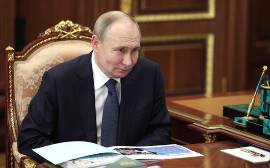 Президент Владимир Путин встретился с уполномоченным по правам человека в РФ Татьяной Москальковой