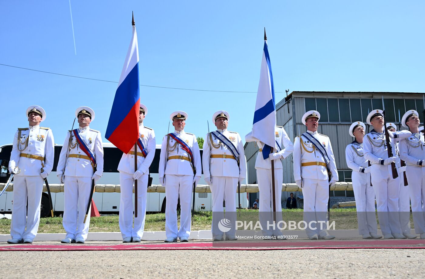 Спуск на воду малого ракетного корабля "Ставрополь"