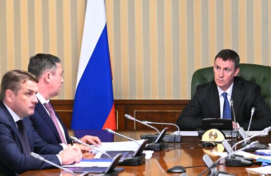 Дмитрий Патрушев провел заседание по вопросу поддержки строительства рыбопромыслового флота