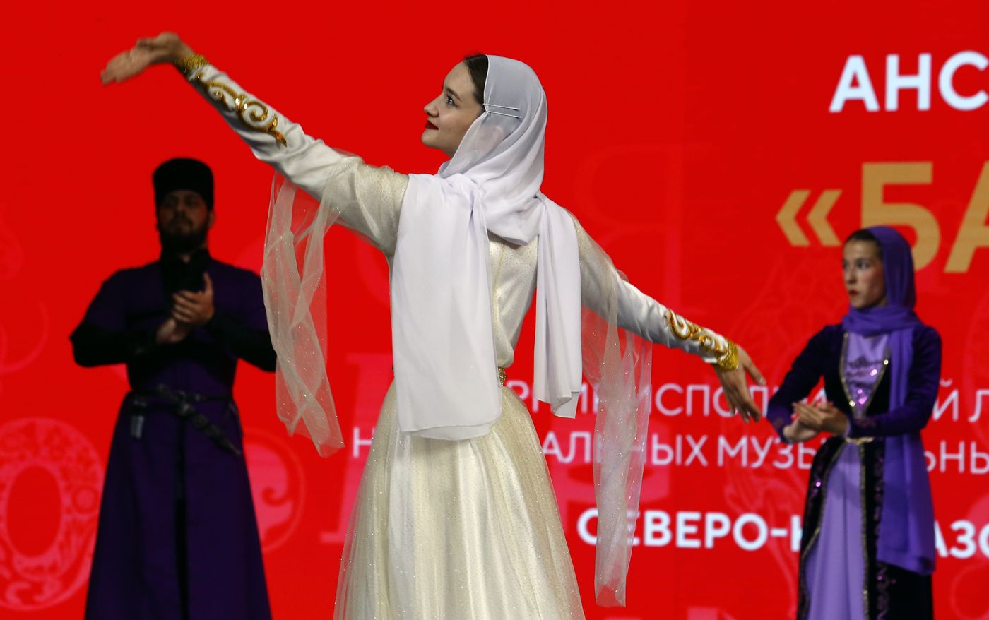 Выставка "Россия". Турнир исполнителей лезгинки