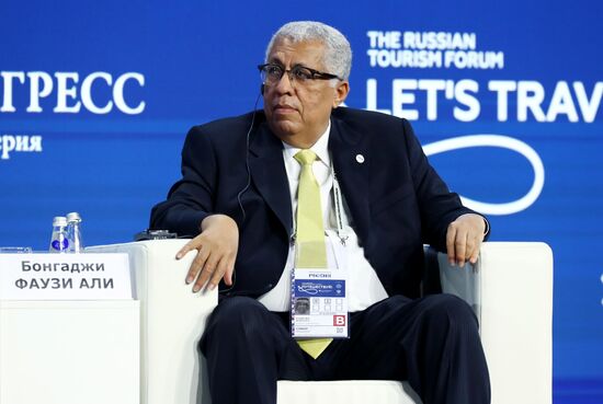 Международная выставка-форум "Россия"
Пленарная сессия "Международный туризм. Россия и мир", павильон №75
Бонгаджи Фаузи Али, основатель и CEO международной туристической корпорации Galactica travels inc (Королевство Саудовская Аравия) Место: Россия, Москва. Автор: Анатолий Медведь/РИА Новости. Выставка "Россия". Пленарная сессия "Международный туризм. Россия и мир"