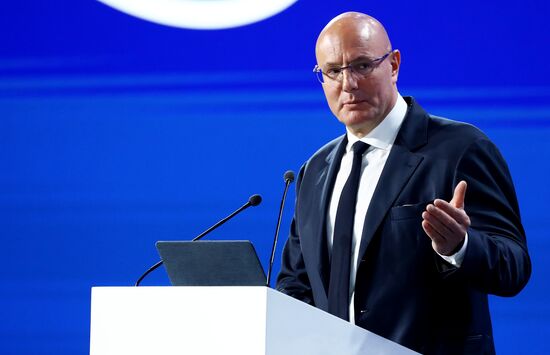 Международная выставка-форум "Россия"
Пленарная сессия "Международный туризм. Россия и мир", павильон №75
Дмитрий Чернышенко, заместитель председателя правительства РФ Место: Россия, Москва. Автор: Анатолий Медведь/РИА Новости. Выставка "Россия". Пленарная сессия "Международный туризм. Россия и мир"