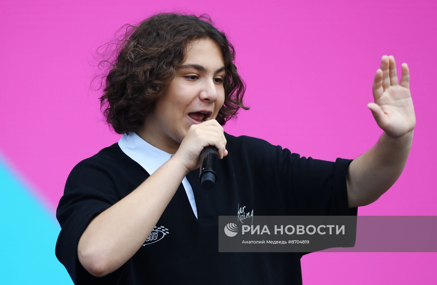 Выставка "Россия". Концерт "Блогеры России"