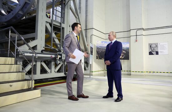 Рабочая поездка президента Владимира Путина в Московскую область