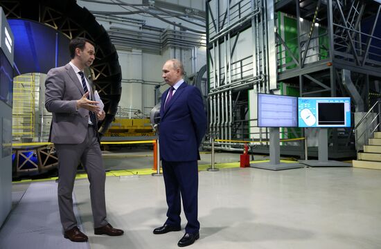 Рабочая поездка президента Владимира Путина в Московскую область