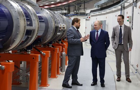 Рабочая поездка президента Владимира Путина в Московскую область