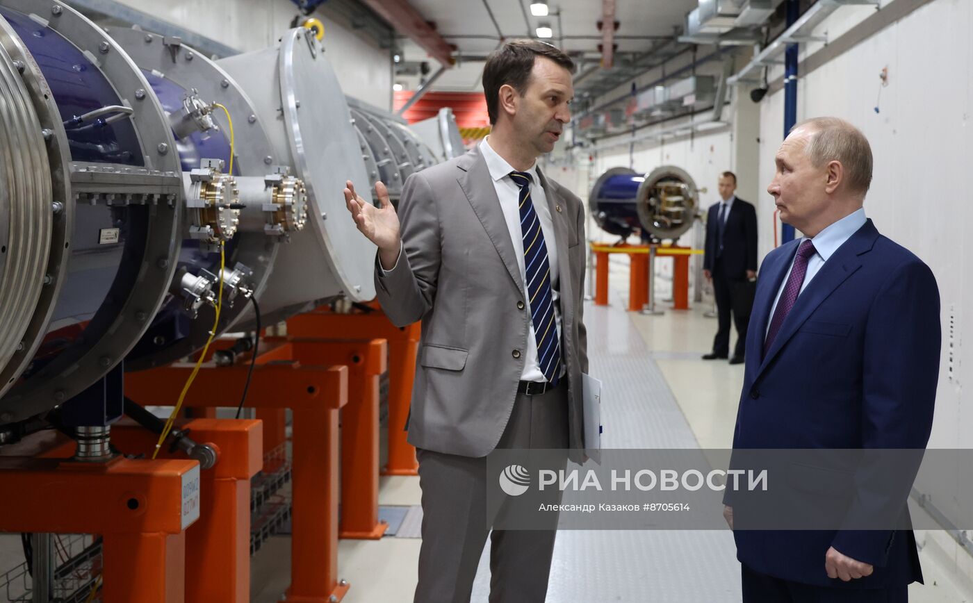 Рабочая поездка президента Владимира Путина в Московскую область