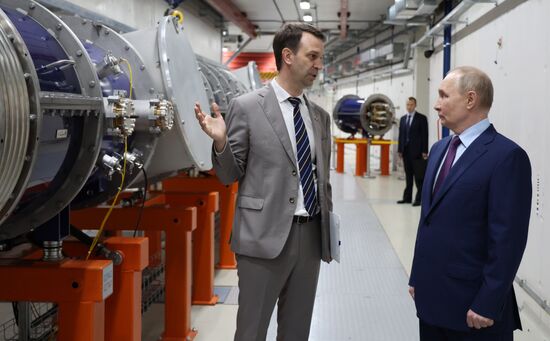 Рабочая поездка президента Владимира Путина в Московскую область