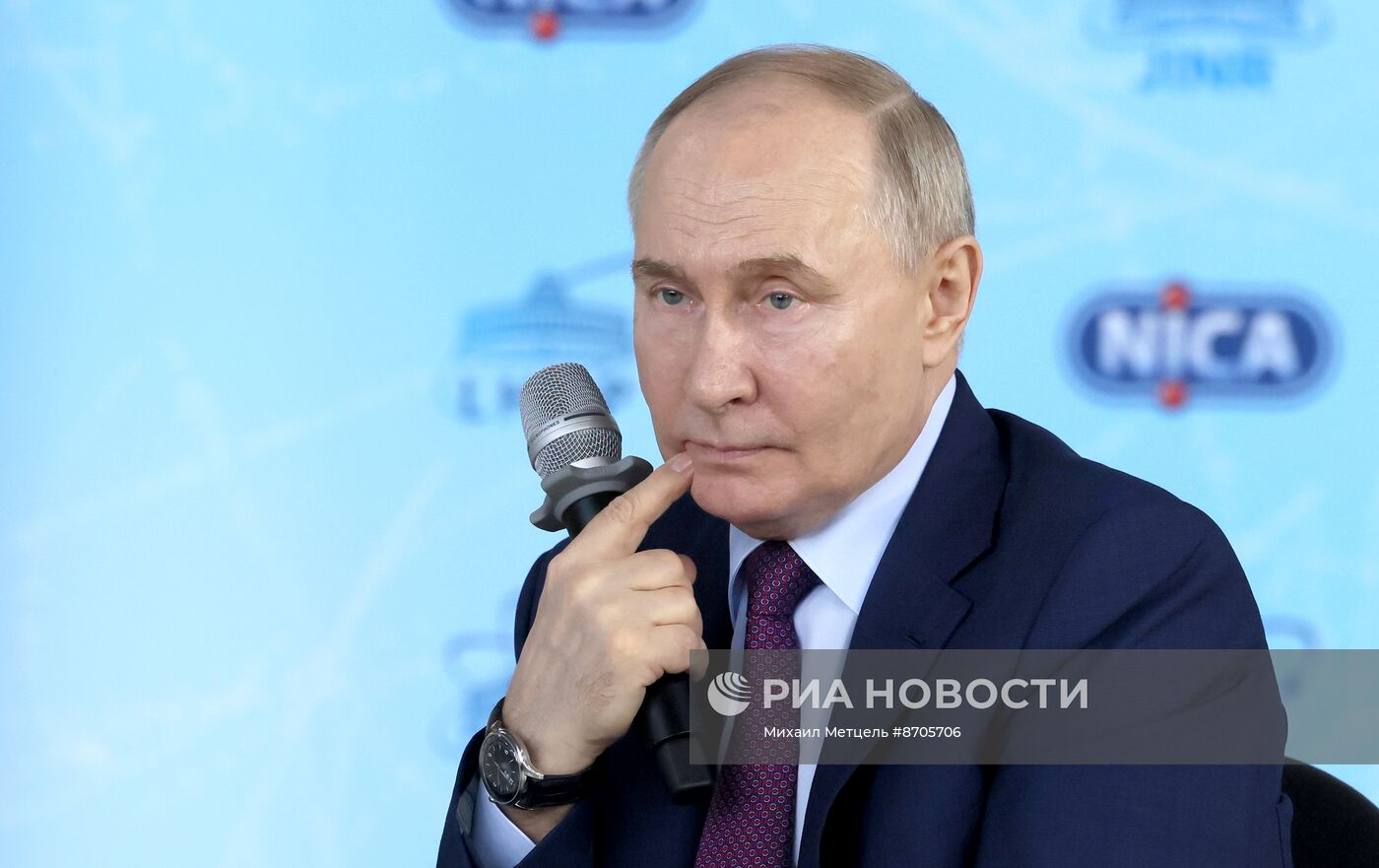 Рабочая поездка президента Владимира Путина в Московскую область