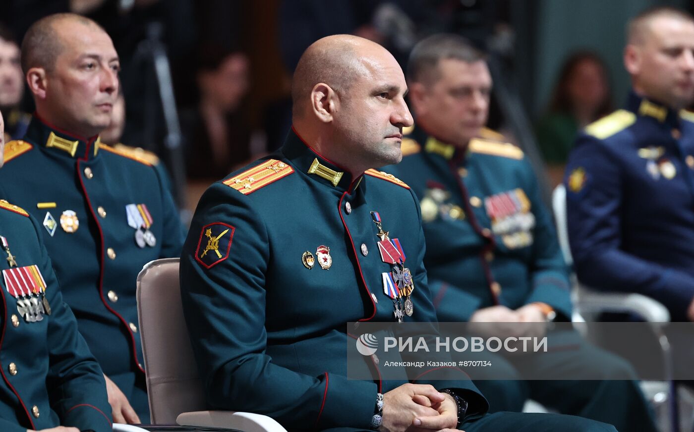 Президент Владимир Путин посетил мастерскую управления "Сенеж"