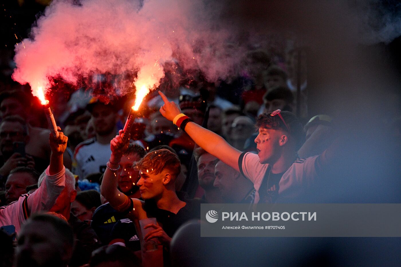 Трансляция матча Германия-Шотландия УЕФА ЕВРО-2024 в Мюнхене