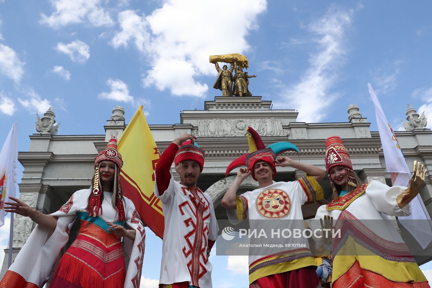 Выставка "Россия". Торжественное открытие праздника "Акатуй"