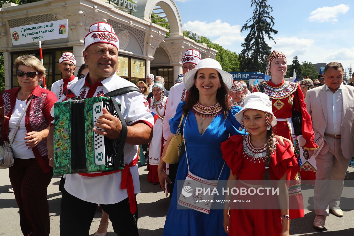 Выставка "Россия". Торжественное открытие праздника "Акатуй"