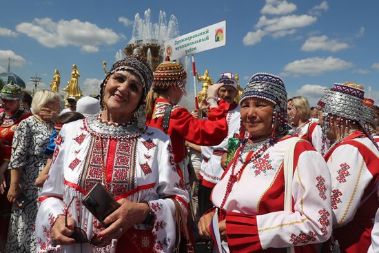 Выставка "Россия". Торжественное открытие праздника "Акатуй"