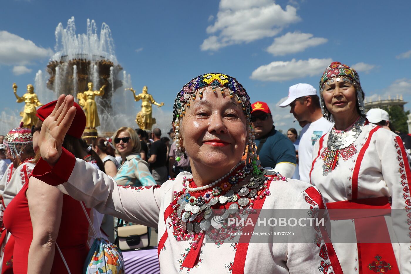 Выставка "Россия". Торжественное открытие праздника "Акатуй"