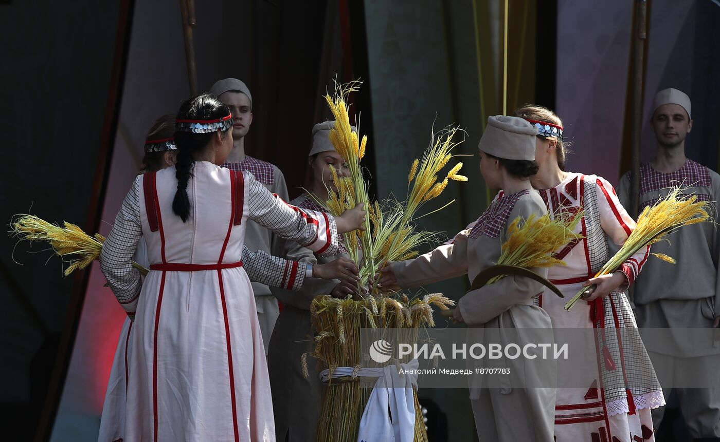 Выставка "Россия". Торжественное открытие праздника "Акатуй"