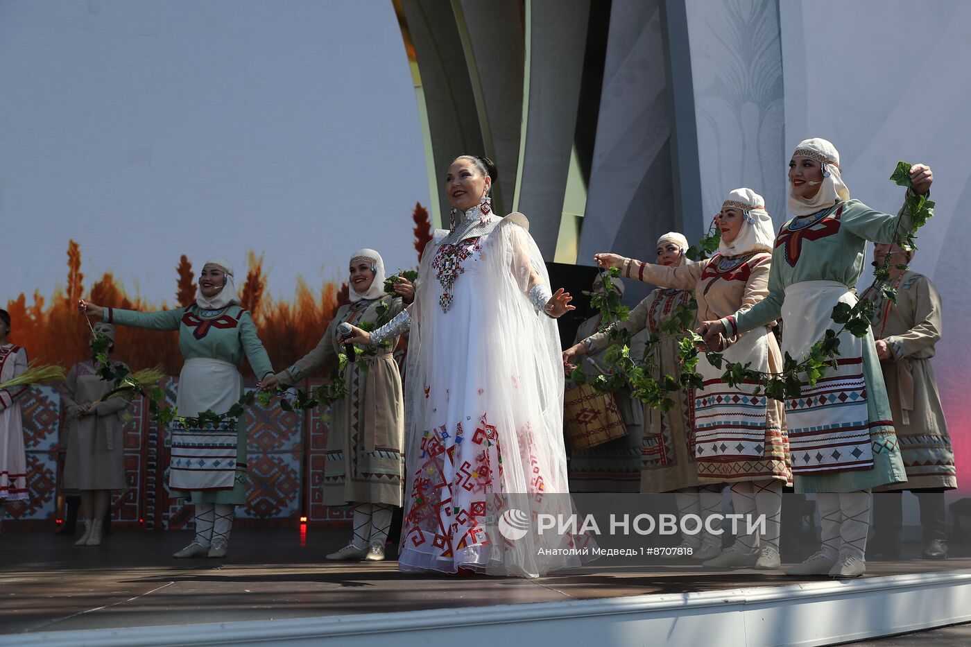 Выставка "Россия". Торжественное открытие праздника "Акатуй"