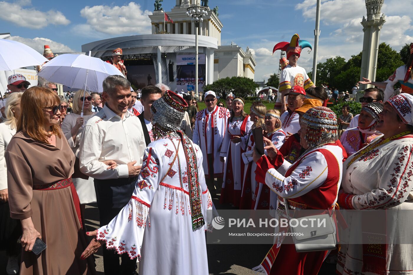 Выставка "Россия". Торжественное открытие праздника "Акатуй"