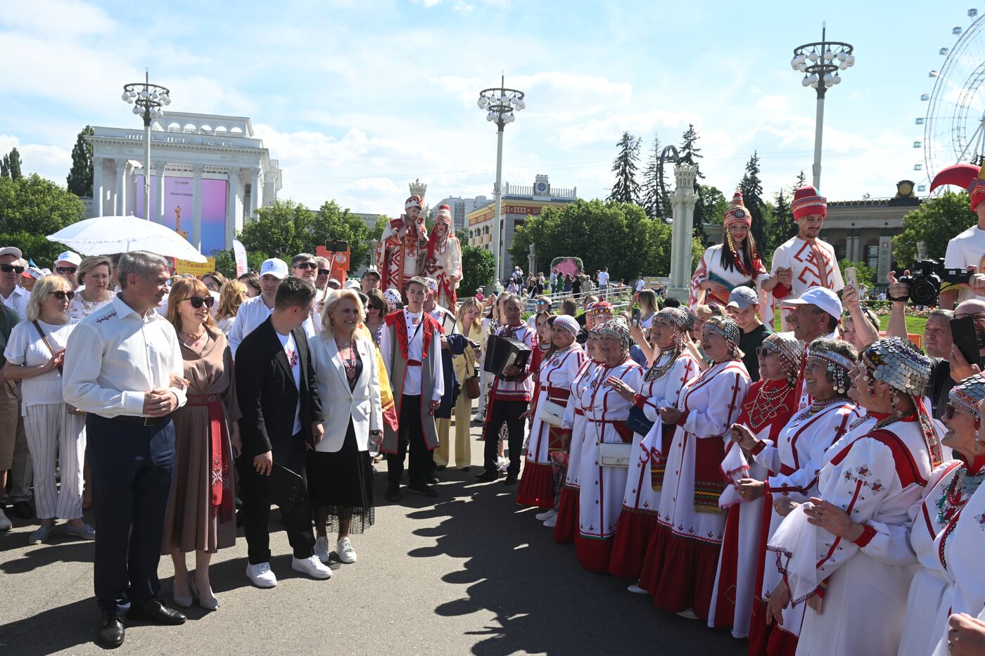 Выставка "Россия". Торжественное открытие праздника "Акатуй"